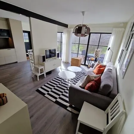 The Little House By The Paddock - Only For Non Smokers * Göteborg