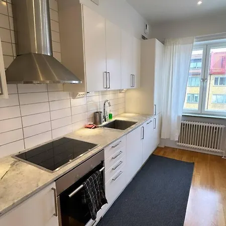 Luxurious And Spacious Apartment Gothenburg