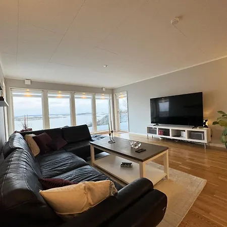 Fantastic With A Sea View In Torslanda Gothenburg