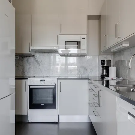 Live And Vr40 Apartment *