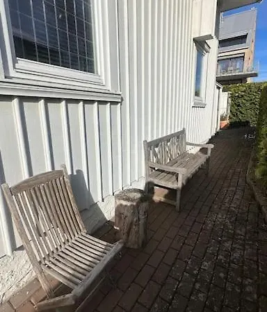 Superhomes 1 Gaest *