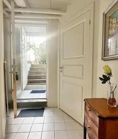 Superhomes 1 Br Apartment *