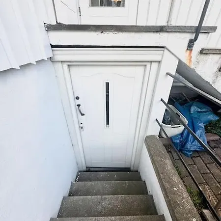 Superhomes 1 Br Apartment *