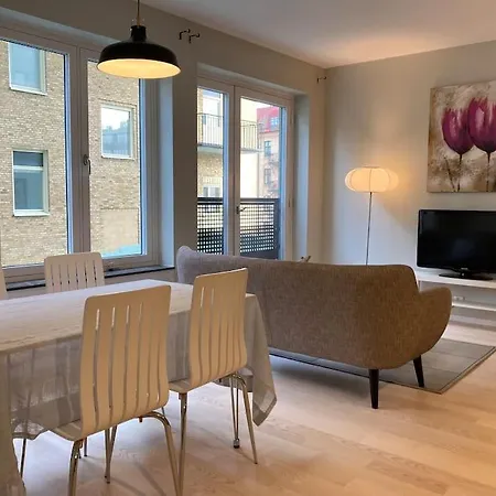 Pinkrose Citystay Jaernvagen *