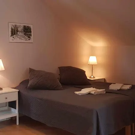 Villa Gula Huset *