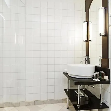 Elite Park Avenue 4*