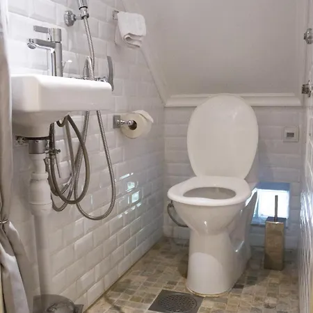 Bed and breakfast Torpet Mon 3*