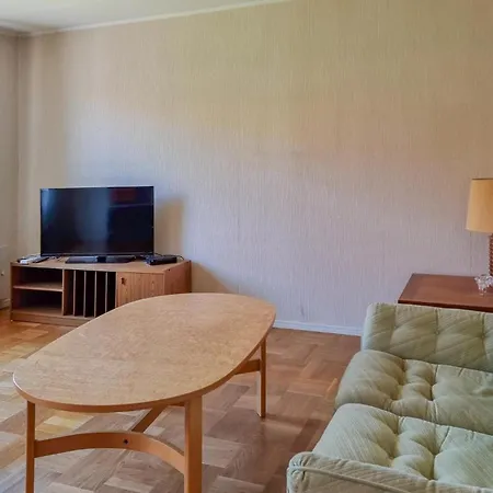 3 Bedroom Cozy In Vaestra Froelunda *