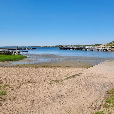 3 Bedroom Cozy In Vaestra Froelunda Holiday home Gothenburg