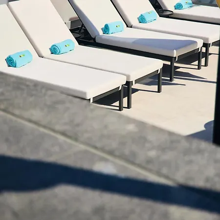 Hotel Avalon