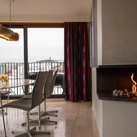 Avalon Hotel 4*