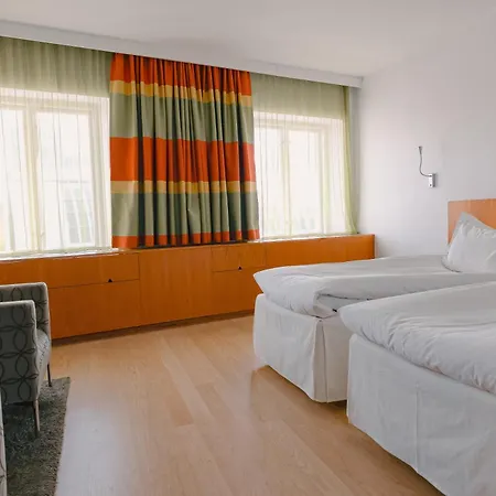 Ξενοδοχείο Avalon 4*