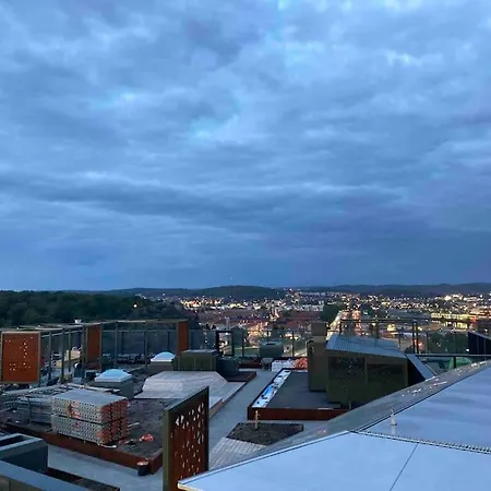 Karlatornet Queen Bed