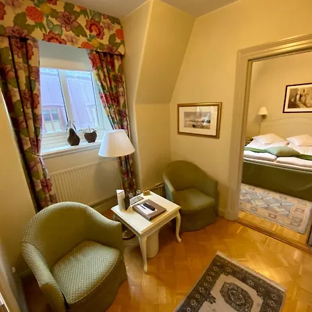 ホテル ロイヤル 3*