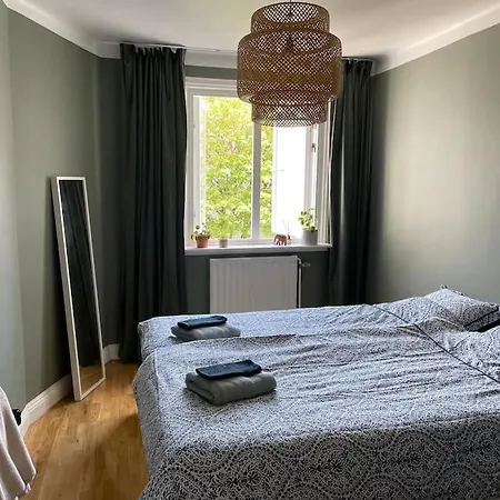 Apartamento Rymlig Och Modern Laegenhet I Lugnt Laege Gotemburgo