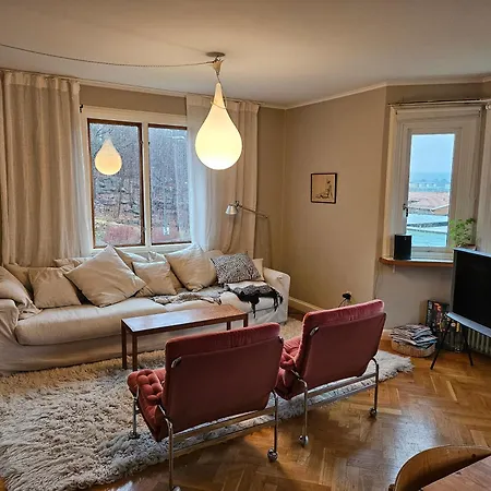 Villa 30-tals Med Naerhet Centrala Gbg *