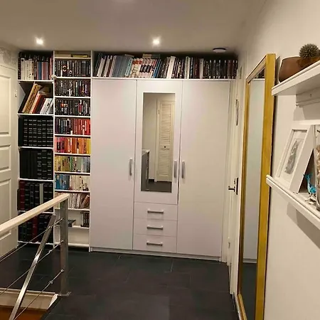 Trevligt Radhus Med Naerhet Till Och Hav