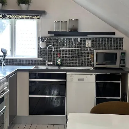 Penthouse For Workers & Familys Near Skf شقة *