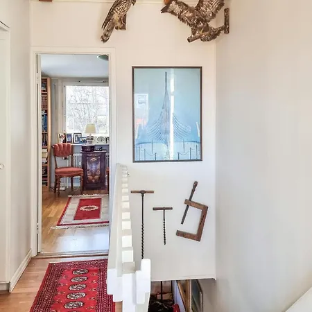 2 Bedroom Beautiful In Gothenburg