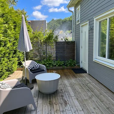Casa vacanze Tiny Grey House With Loft, 15 Min From Center Goteborg