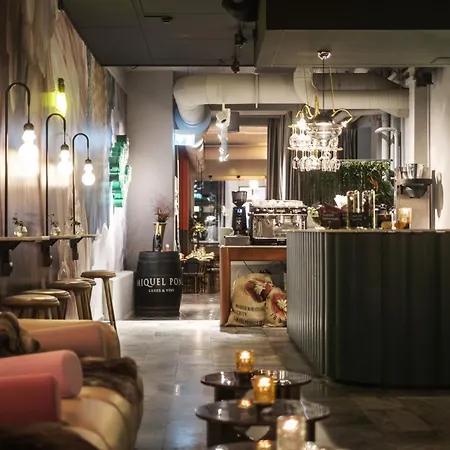 Hotel Flora 4*