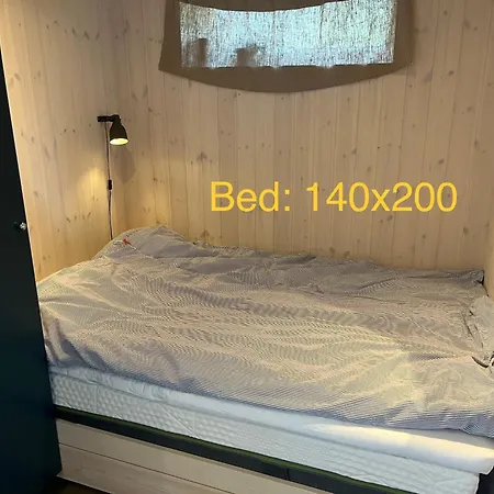 Mysigt Attefallshus Med Naerhet Och Hav *