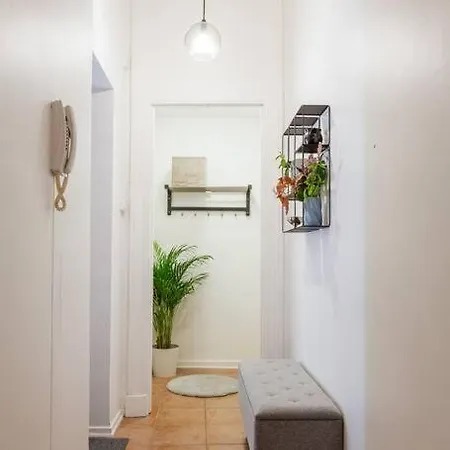 Large 2bd * Gotenburg