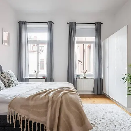 Large 2bd * Gotenburg