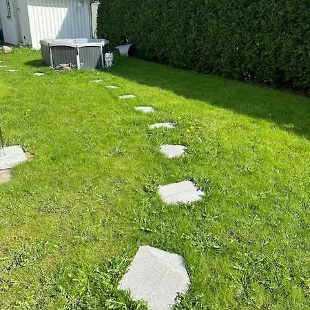 Foerstklassigt Naera Centrala