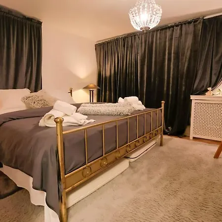 House For Workers & Familys Volvo