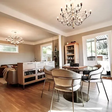 Apartment Elegant With Views In Oergryte *