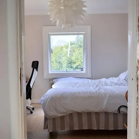 דירה Elegant With Views In Oergryte