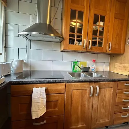 Apartment Cozy And Convenient *