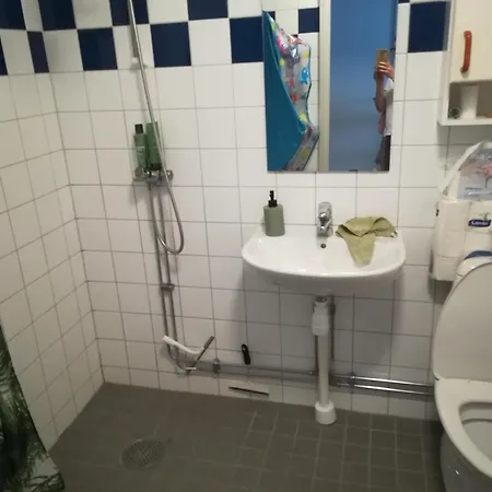 Cozy Accommodation, Single Or Bed In Dormroom Kwatera prywatna