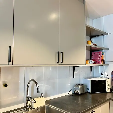 Apartment Stor Takvaning I Centrum Gothenburg