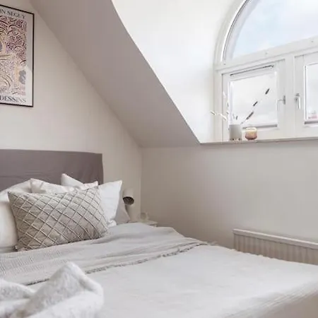 Townhouse Med Bastu, 4 Vaningar Naera Liseberg Villa Gotenburg