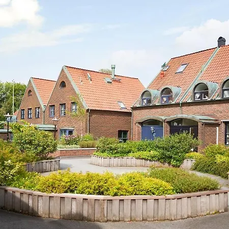 Townhouse Med Bastu, 4 Vaningar Naera Liseberg Villa