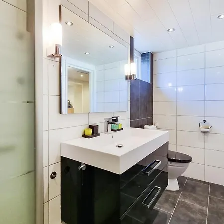 Feriehus Lovely In With Kitchen