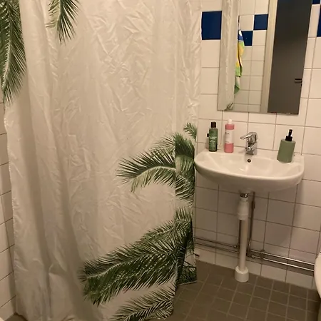 Kwatera prywatna Cozy Accommodation, Single Or Bed In Dormroom Göteborg