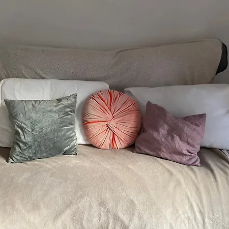 Cozy Accommodation, Single Or Bed In Dormroom * 哥德堡