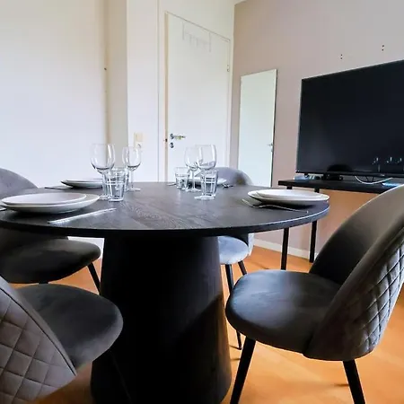 Lyxigt Penthouse I 아파트