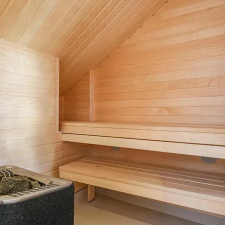 Stunning In With Sauna Ferienhaus