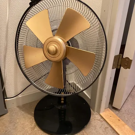 Cozy Accommodation, Single Or Bed In Dormroom 예테보리