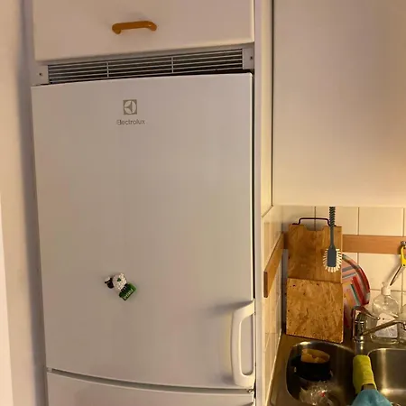 Cozy Accommodation, Single Or Bed In Dormroom 民宿 *