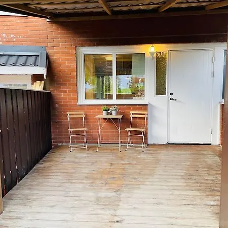 Hus Med 12 Baeddar Naera Och Gratis Parkering