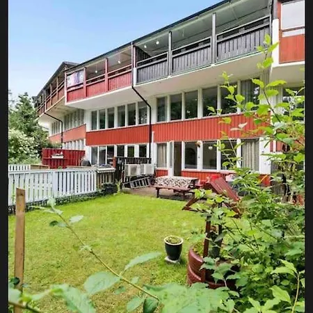 Вилла Hus Med 12 Baeddar Naera Och Gratis Parkering Гётеборг