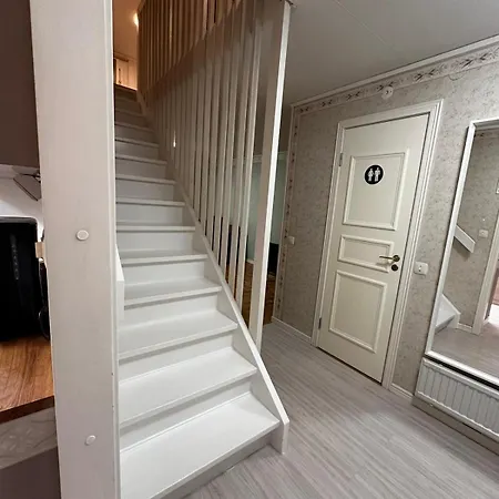Villa Workers & Family House Near Volvo Gothenburg