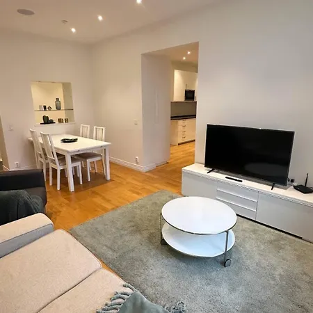 Elegant And Cozy * Gothenburg