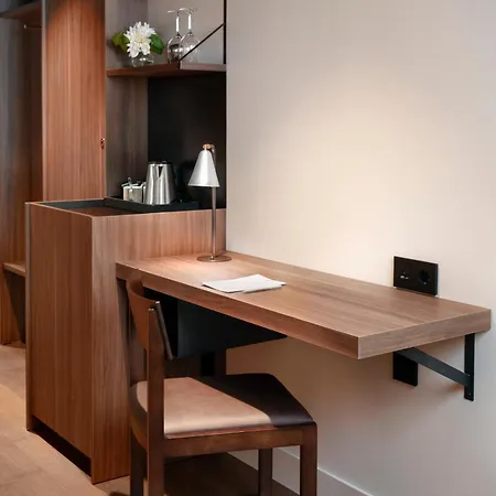 Hotel Clarion Karlatornet 4*