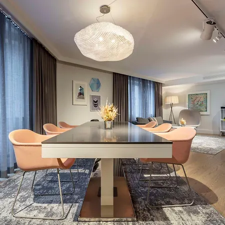 Отель Radisson Blu Scandinavia Hotel, 4*